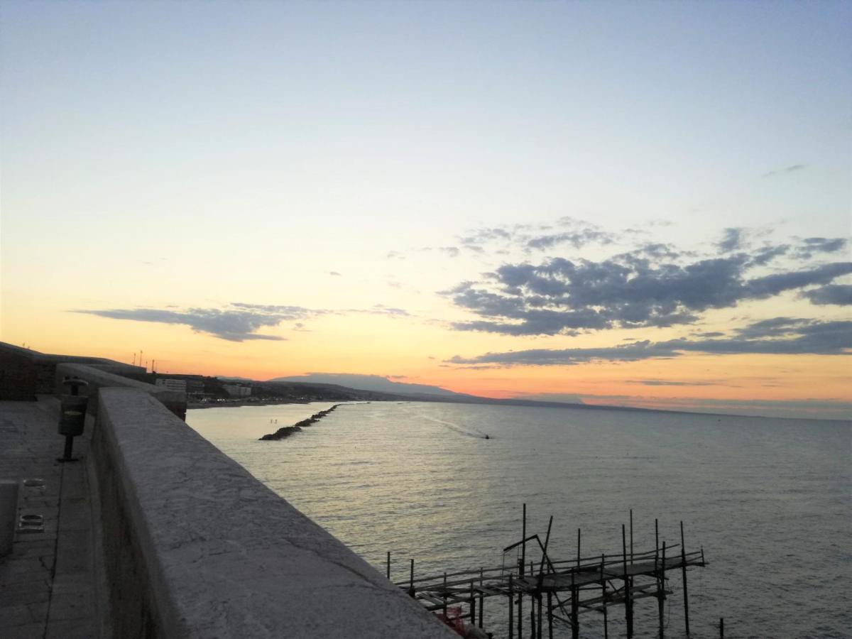 Sabrina'S Home Termoli Bagian luar foto